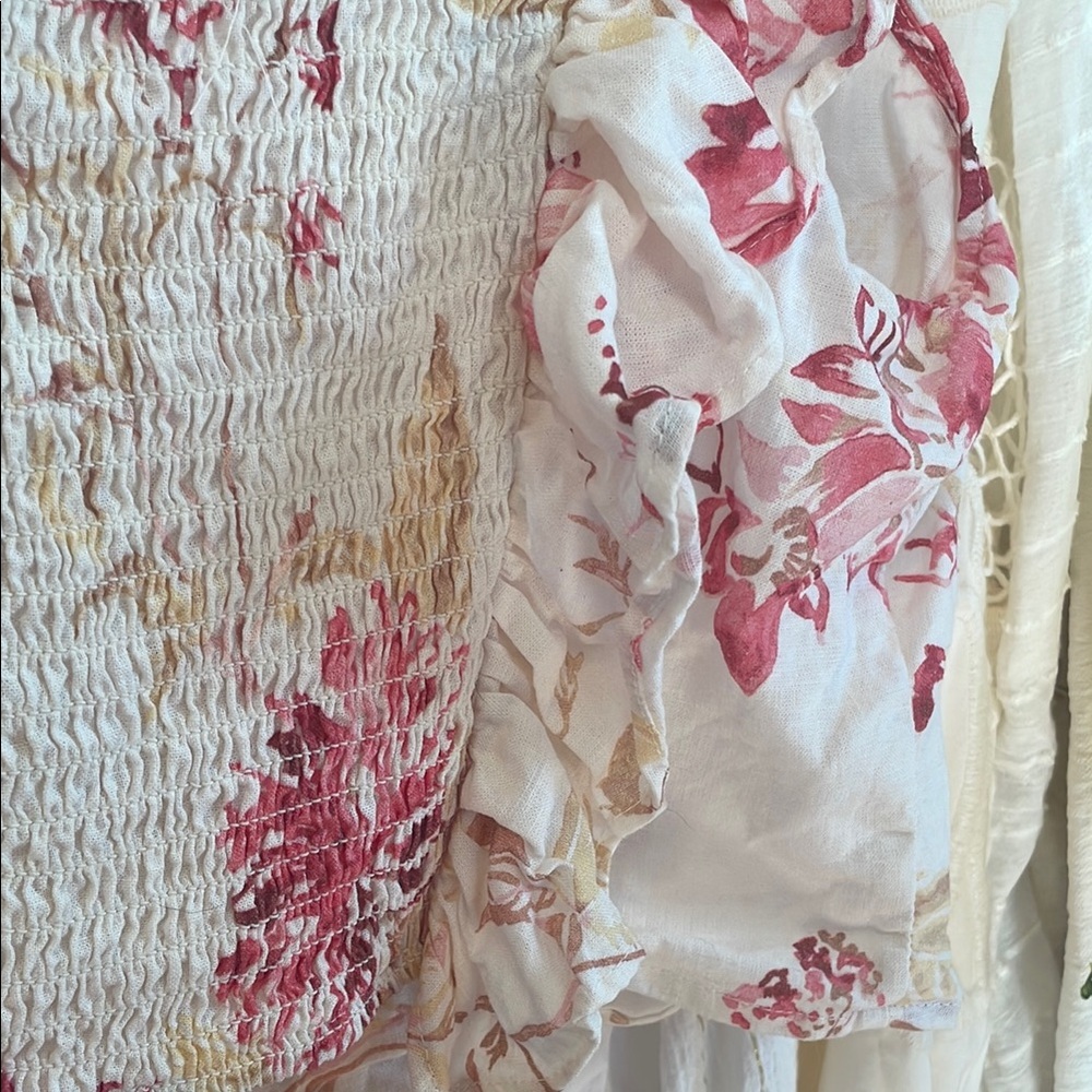 Floral Ruffled Women's Top - Picture 5 of 5